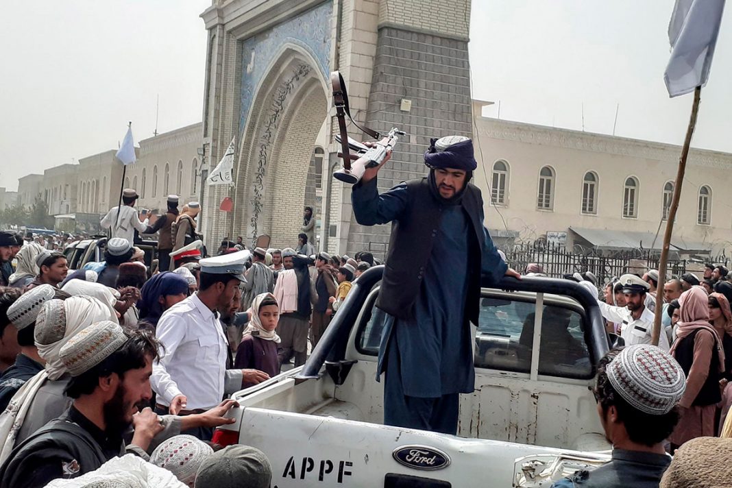Los talibanes recuperan Kabul después de casi veinte años ...