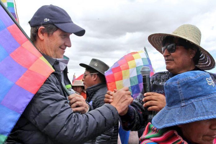 Ariel Basteiro y Evo Morales
