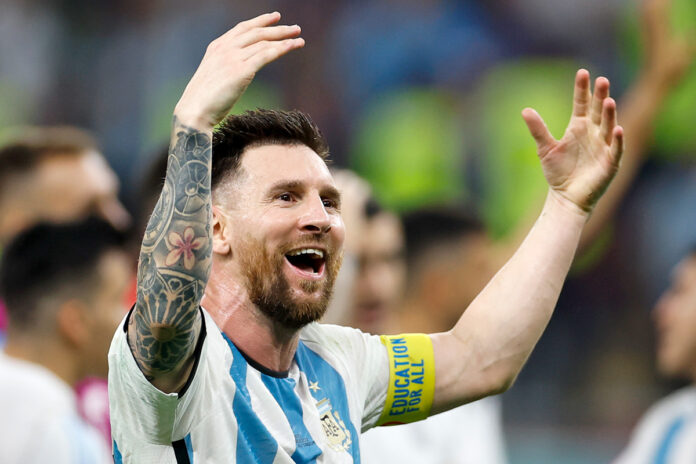 Lionel Messi de Argentina celebra