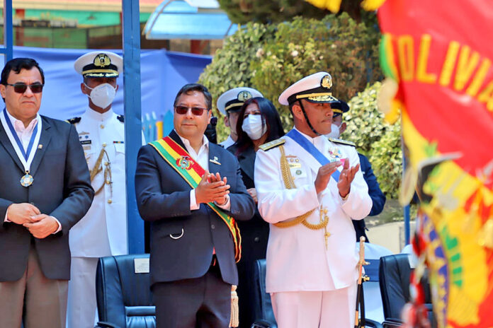 Luis Arce en el 196 aniversario de la Armada Boliviana