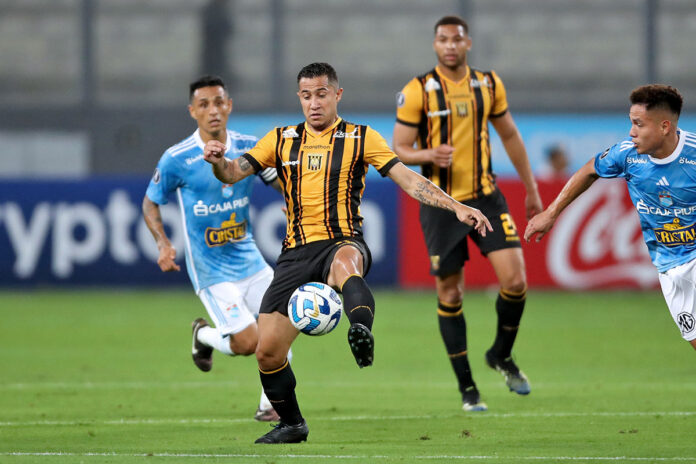 Sporting Cristal vence a The Strongest